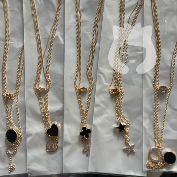 Collar Triple Dorado